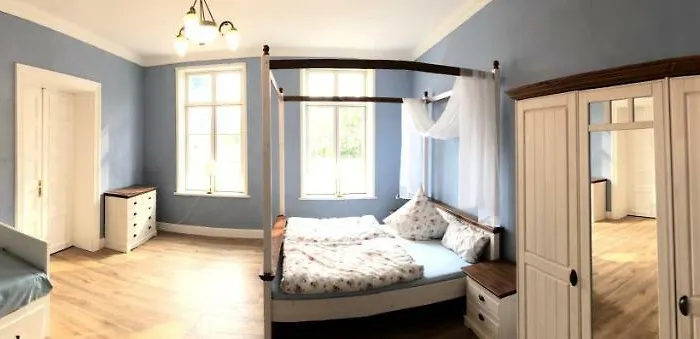 Gutshaus Redentin Apartment Krusenhagen